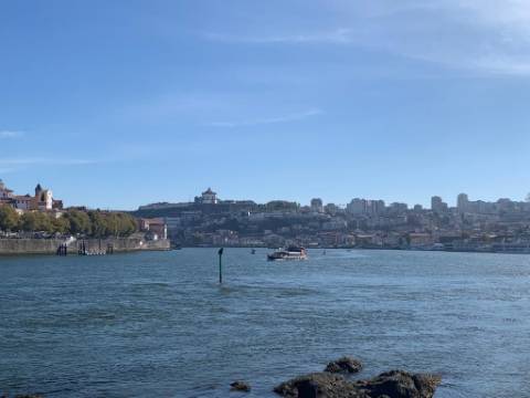 T3 c/ vista mar e varanda
