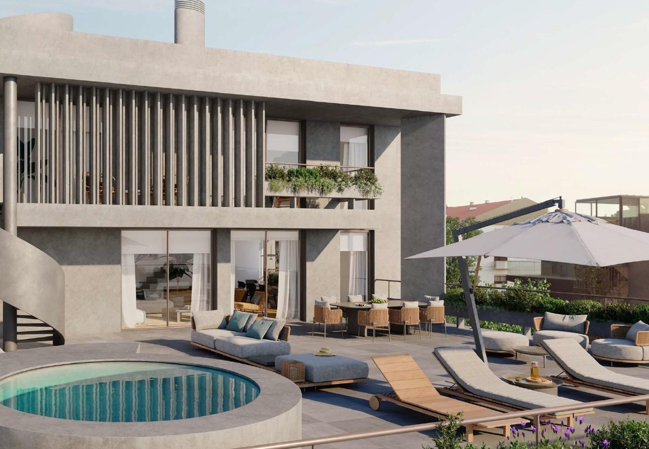 T4 duplex c/ terraço à Marechal Gomes da Costa