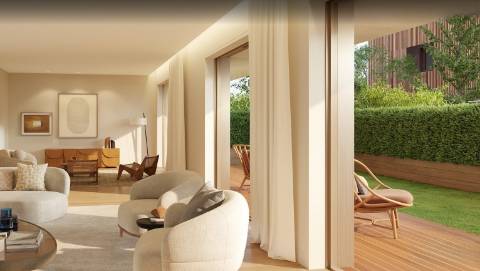 T5 de luxo c/ terraço e piscina com 685 m2 em construção na Av da Boavista