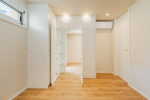 T1+1 remodelado no Porto