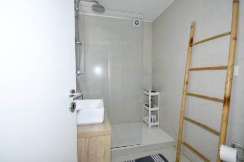 Penthouse T5 com terraço | Piscina e vistas abertas | Boavista
