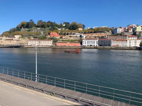 T0 c/ varanda e garagem em construção | Vila Nova de Gaia