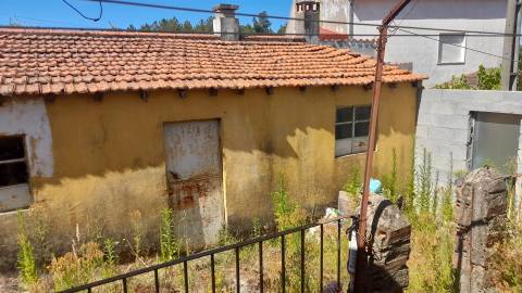 Moradia em Banda T4 DUPLEX Venda em Benquerenças,Castelo Branco