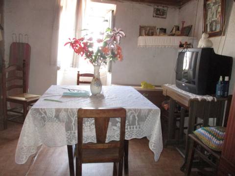 Casa de campo, terreno, Malhada do Cervo