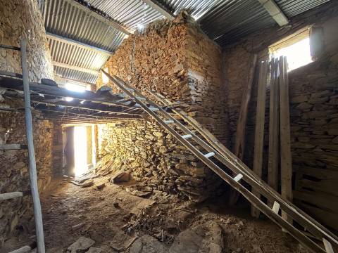 Moradia T1 Venda em São Vicente da Beira,Castelo Branco