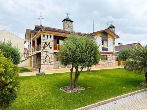 Moradia Isolada T4 Venda em Albergaria-a-Velha e Valmaior,Albergaria-a-Velha