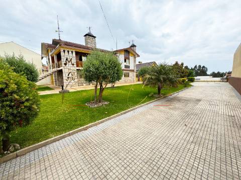 Moradia Isolada T4 Venda em Albergaria-a-Velha e Valmaior,Albergaria-a-Velha
