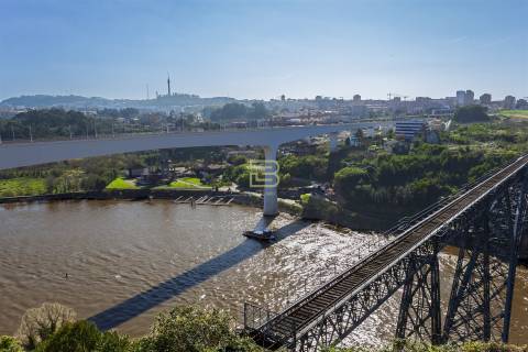 Apartamento T1 novo na tradicional Travessa de São Vitor, no Porto