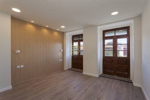 Apartamento T1 novo na tradicional Travessa de São Vitor, no Porto