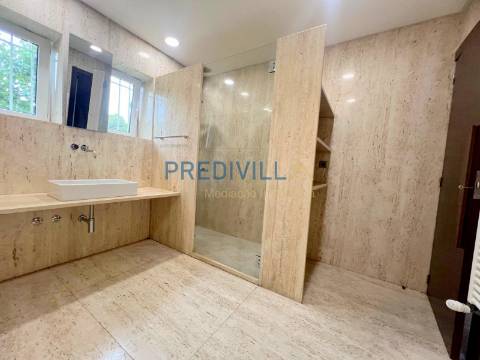 Moradia Isolada T5 Venda em Vilar de Pinheiro,Vila do Conde