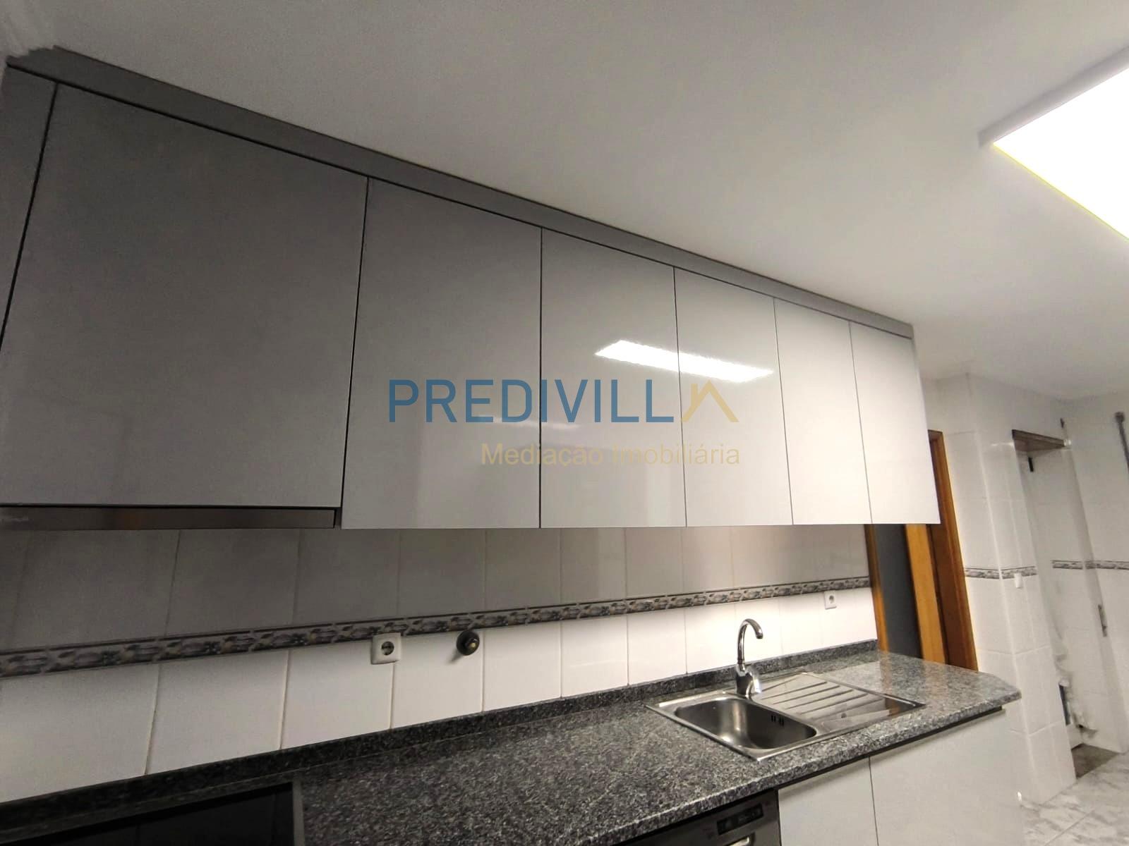 Apartamento T3 Venda em Castêlo da Maia,Maia