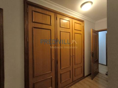 Apartamento T3 Venda em Castêlo da Maia,Maia