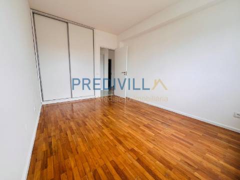 Apartamento T1 Venda em Póvoa de Varzim, Beiriz e Argivai,Póvoa de Varzim