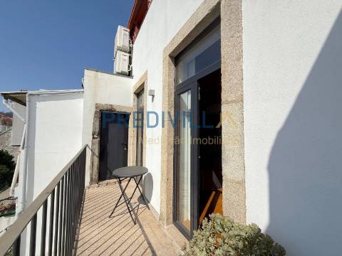Apartamento T1 DUPLEX Arrendamento em Campanhã,Porto