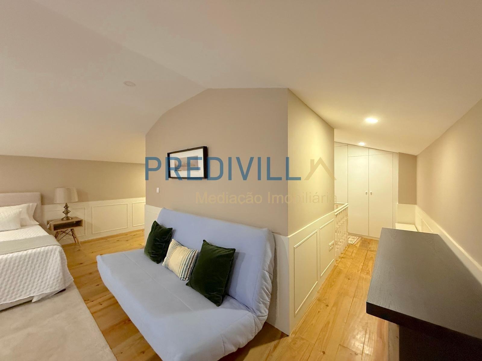 Apartamento T1 DUPLEX Arrendamento em Campanhã,Porto