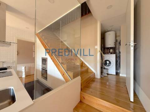 Apartamento T1 DUPLEX Arrendamento em Campanhã,Porto