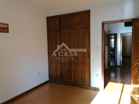 Apartamento T2 em Santa Maria Maior