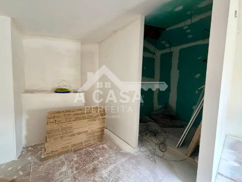 Moradia T1 totalmente renovada em São João de Ovar