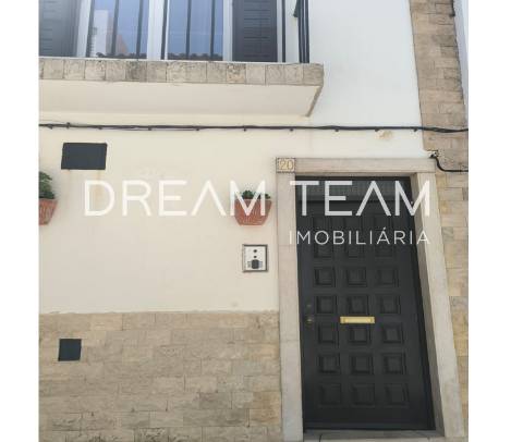 Apartamento T2 em Sesimbra - Arrendamento