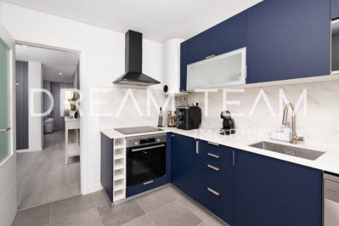 Exclusividade e Conforto em Setúbal: Apartamento T3 convertido em T2, remodelado perto do Alegro