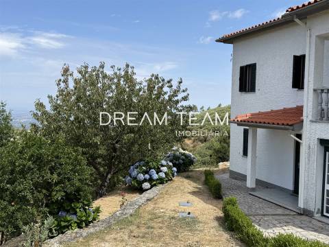 Quinta com Moradia T5 Seia - Póvoa Nova