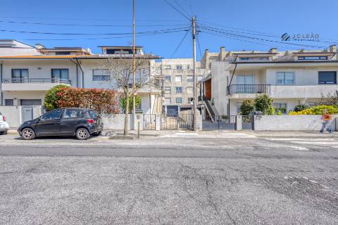 T2 com Garagem a 500m da Praia de Leça da Palmeira