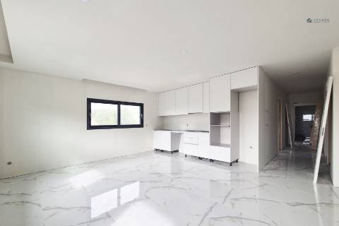 Andar moradia novo T2 em Perafita com arrumos