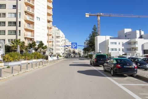 Luxuosos e modernos apartamentos T2 em construção