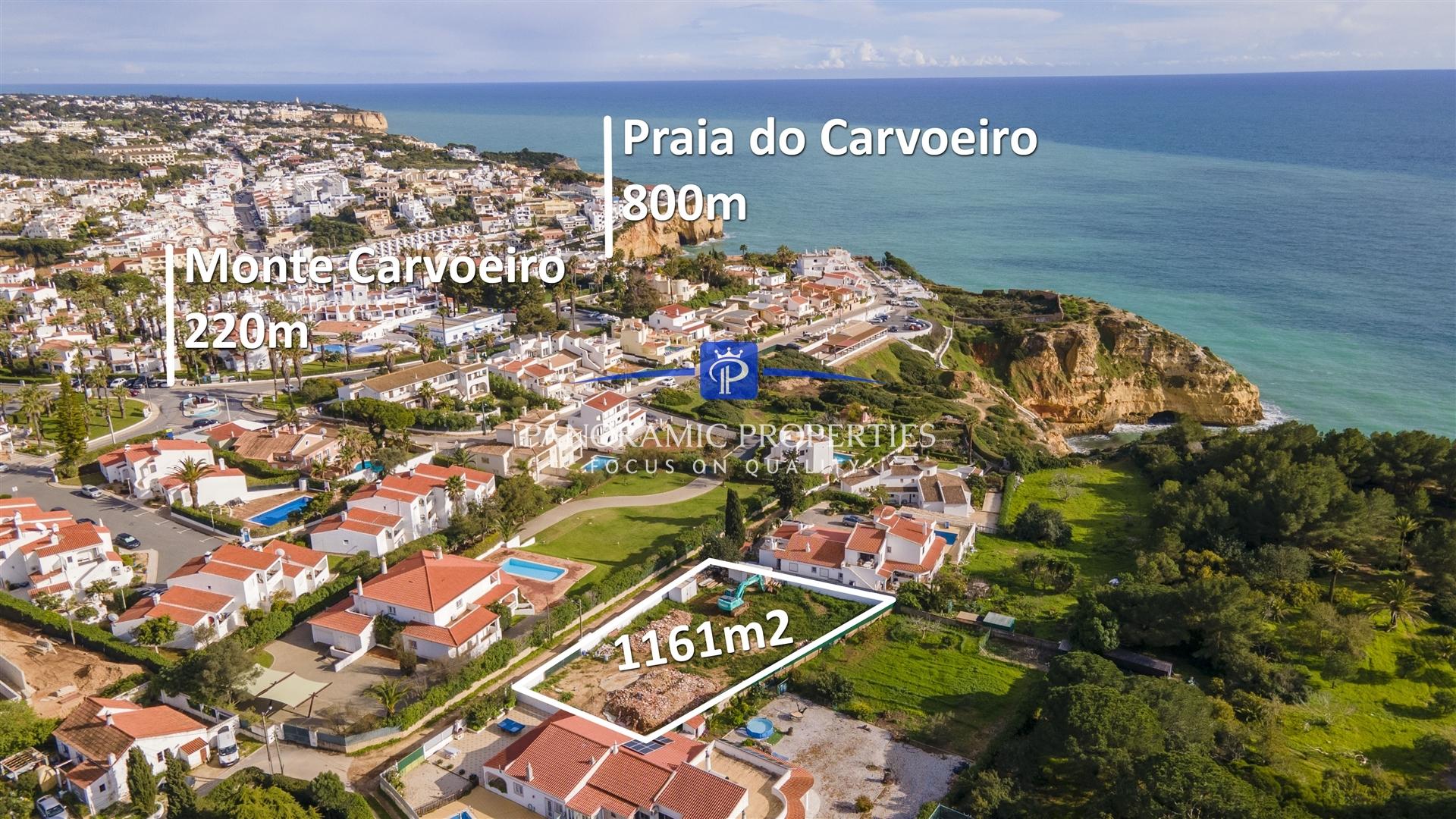 Uma rara oportunidade de possuir um excelente terreno de 1.161 m² perto de Monte Carvoeiro,