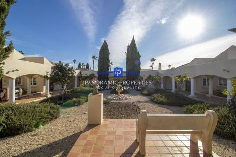 EXCLUSIVO! Apartamento de luxo com 2 quartos num resort de 5 estrelas perto de Carvoeiro.
