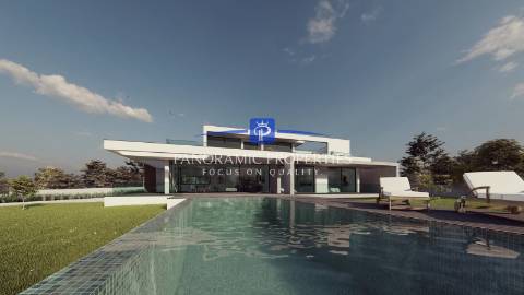 Excepcional moradia T5 com vista mar e piscina aquecida em Carvoeiro