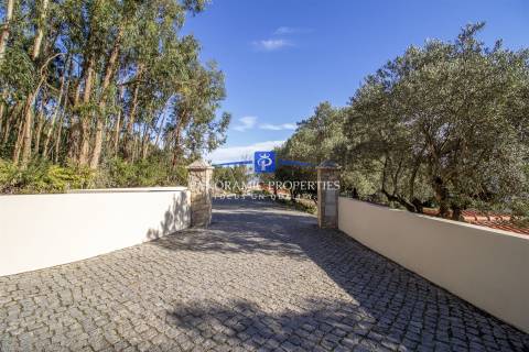 EXCLUSIVO! Magnífica moradia rural em Monchique, com vistas panorâmicas para a costa