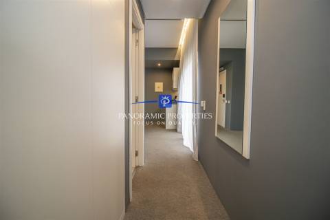 Elegante apartamento estúdio, está localizado no prestigiado resort Pestana,