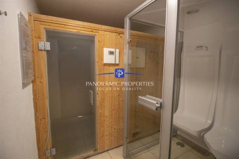 Elegante apartamento estúdio, está localizado no prestigiado resort Pestana,