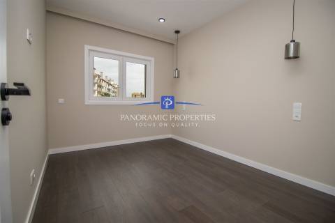Apartamento com dois quartos a  5 minutos a pé da praia de Armação de Pêra