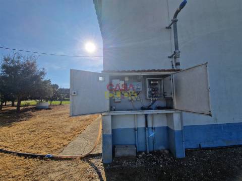Armazém T1 Venda em Brogueira, Parceiros de Igreja e Alcorochel,Torres Novas