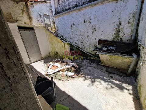 Prédio T2 Venda em Torres Novas (Santa Maria, Salvador e Santiago),Torres Novas
