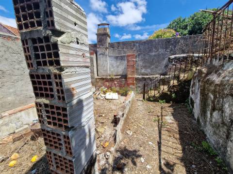 Prédio T2 Venda em Torres Novas (Santa Maria, Salvador e Santiago),Torres Novas