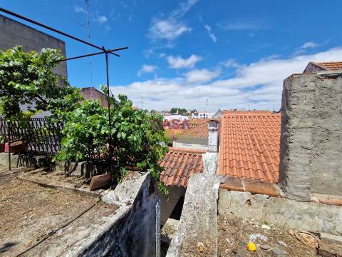 Prédio T2 Venda em Torres Novas (Santa Maria, Salvador e Santiago),Torres Novas