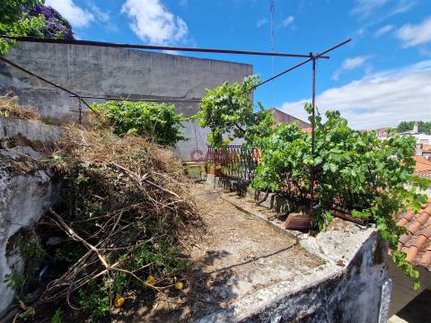 Prédio T2 Venda em Torres Novas (Santa Maria, Salvador e Santiago),Torres Novas