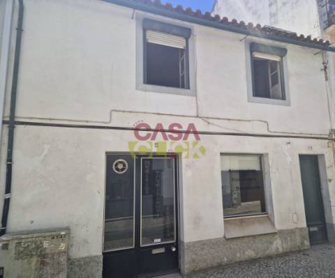 Prédio T2 Venda em Torres Novas (Santa Maria, Salvador e Santiago),Torres Novas