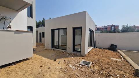 Apartamento T3 DUPLEX Venda em Nossa Senhora de Fátima,Entroncamento
