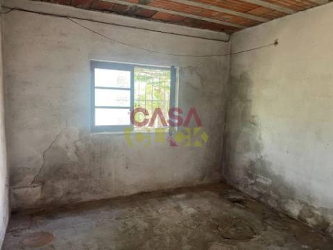 Armazém  Venda em Amiais de Baixo,Santarém