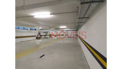 Moradia NOVA de tipologia T3 de estilo Moderno e...