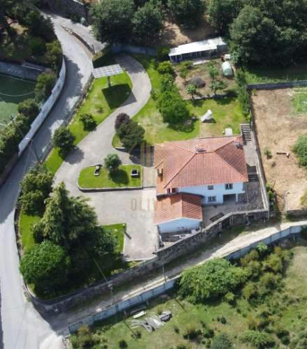 Moradia Isolada T3+1 Venda em Oliveira (Santa Maria),Vila Nova de Famalicão