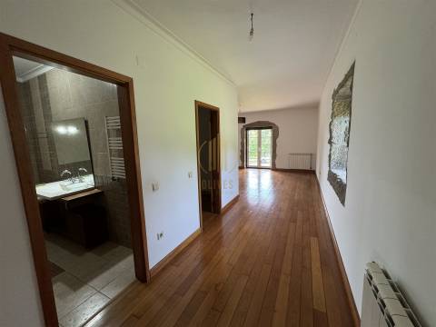 Moradia Isolada T3+1 Venda em Oliveira (Santa Maria),Vila Nova de Famalicão