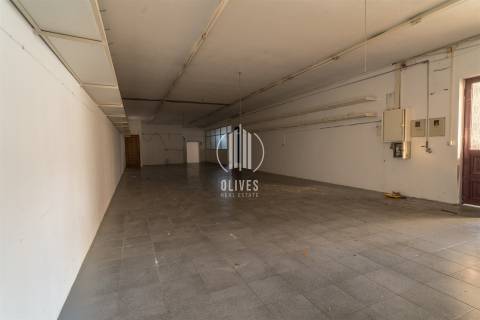 Moradia T4 Venda em Moreira de Cónegos,Guimarães