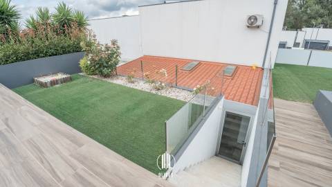 Moradia Geminada T3 Arrendamento em Joane,Vila Nova de Famalicão