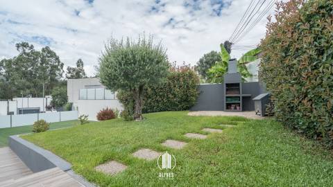 Moradia Geminada T3 Arrendamento em Joane,Vila Nova de Famalicão