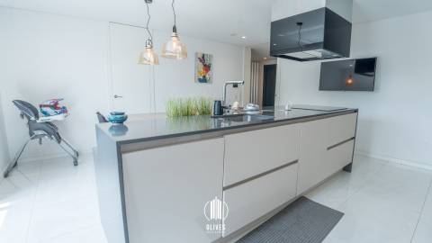 Moradia Geminada T4 Venda em Oliveira (Santa Maria),Vila Nova de Famalicão